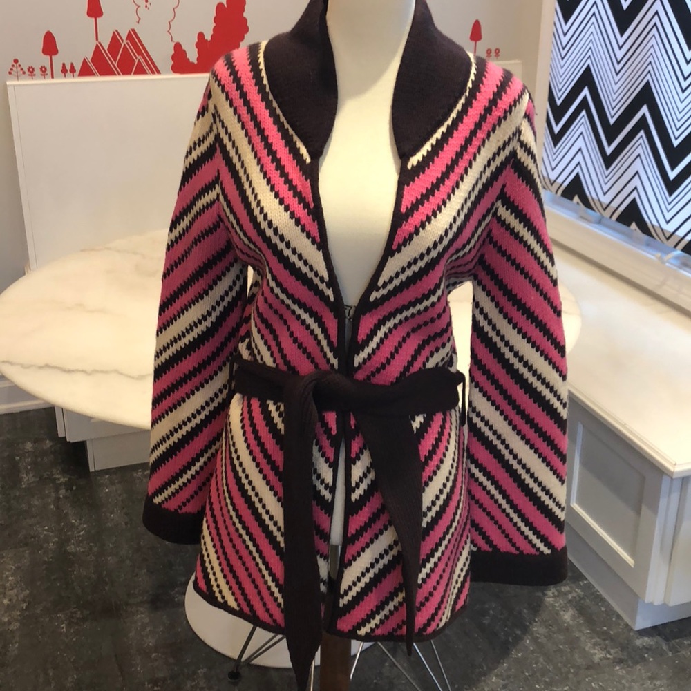SOLD! Alice+ Olivia shawlcollar belted cardigan. L - Picture 1 of 8
